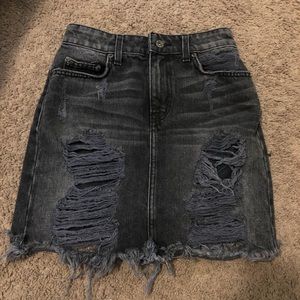 ✮ BLACK CARMAR DENIM DISTRESSED MINI SKIRT ✮